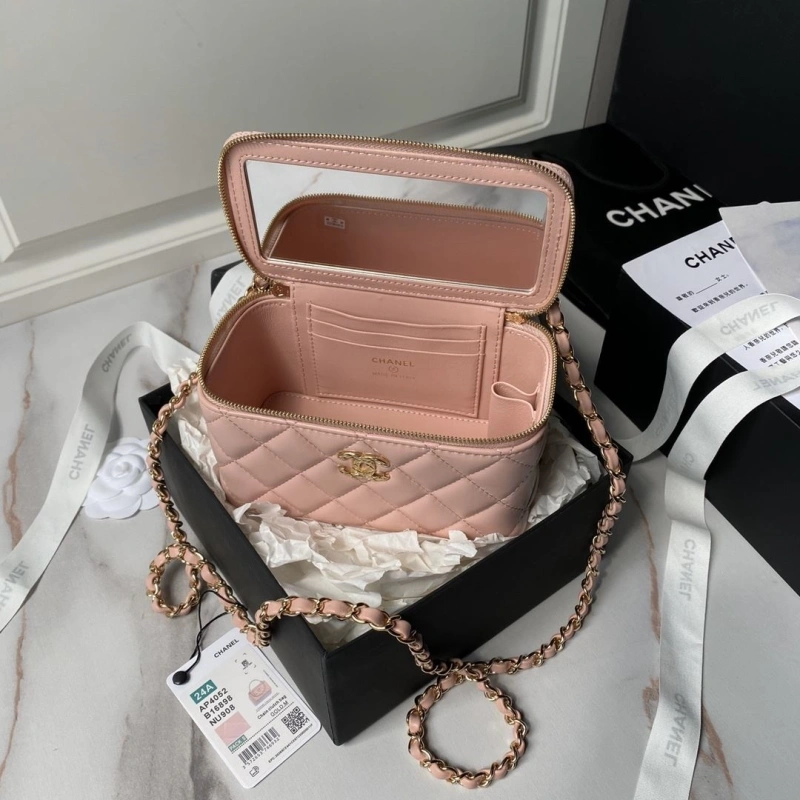 Ch**el cosmetic bags 4017-0836