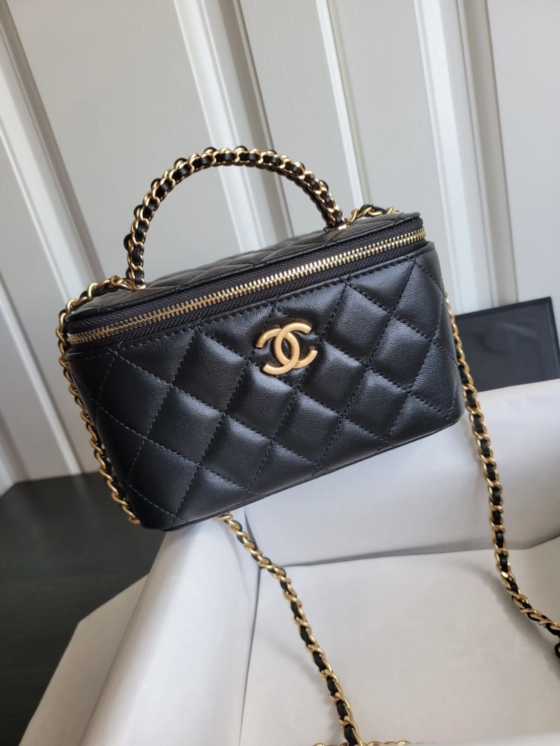 Ch**el cosmetic bags 4017-0857
