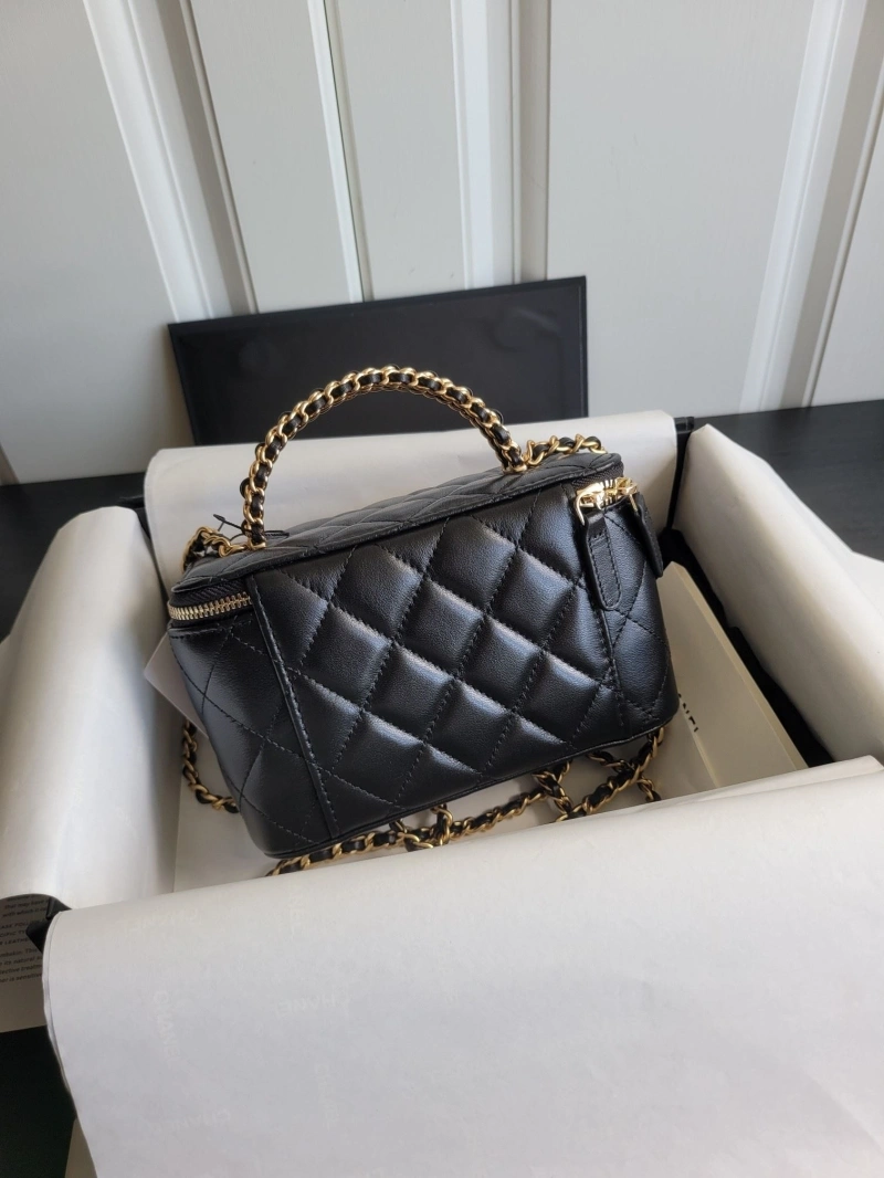 Ch**el cosmetic bags 4017-0857