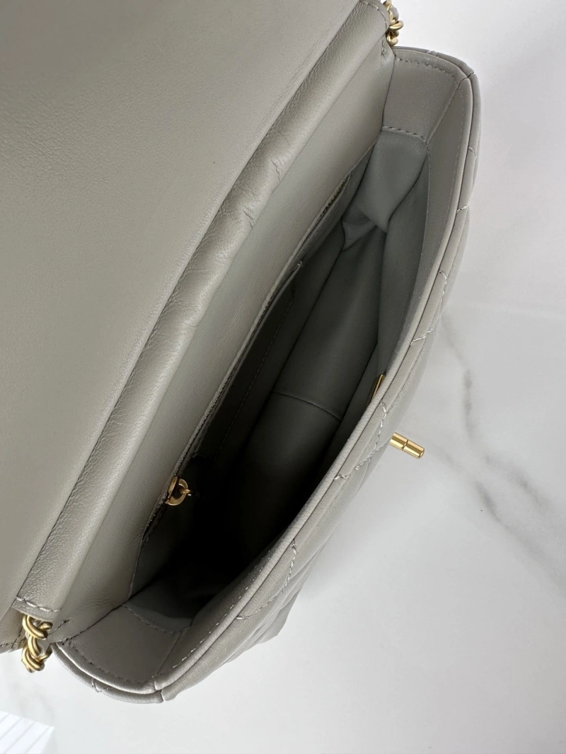 Ch**el 19 bags 4017-0875