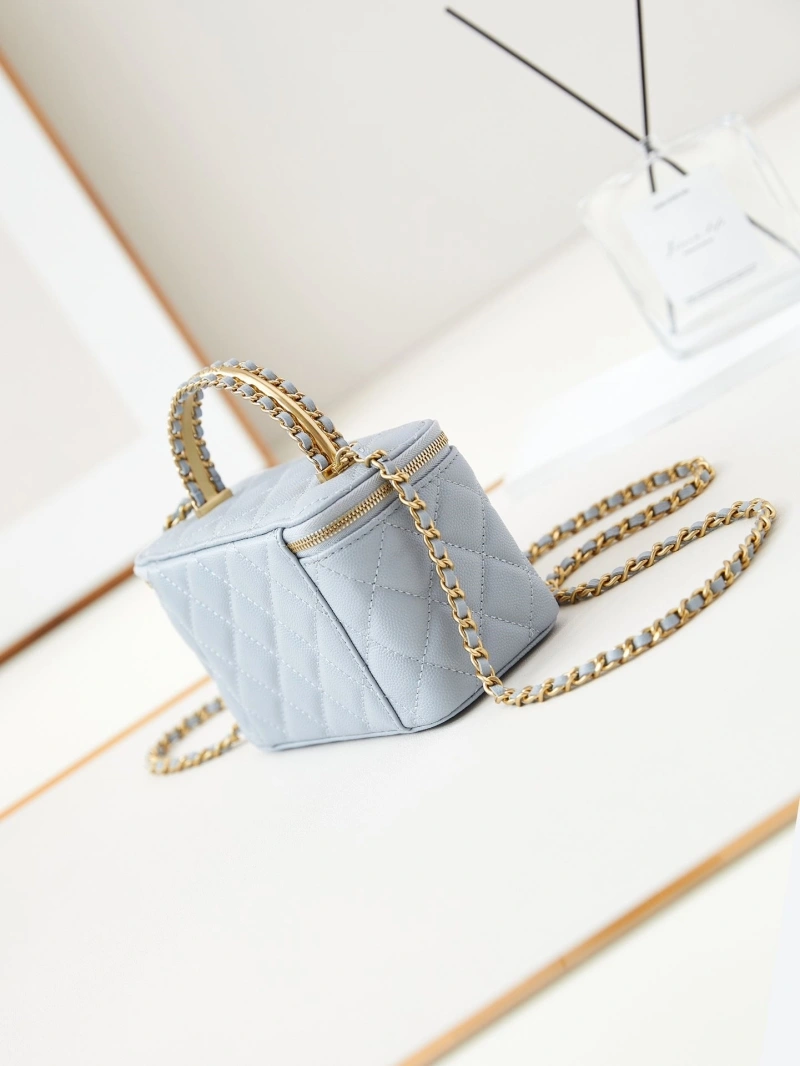Ch**el cosmetic bags 4017-0948