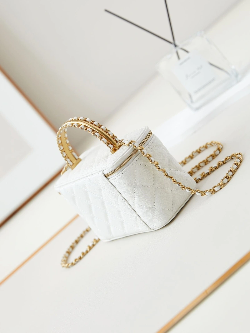 Ch**el cosmetic bags 4017-0949