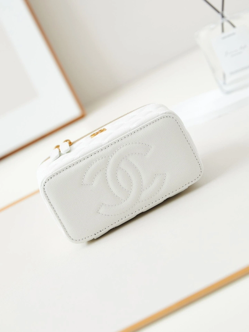 Ch**el cosmetic bags 4017-0949