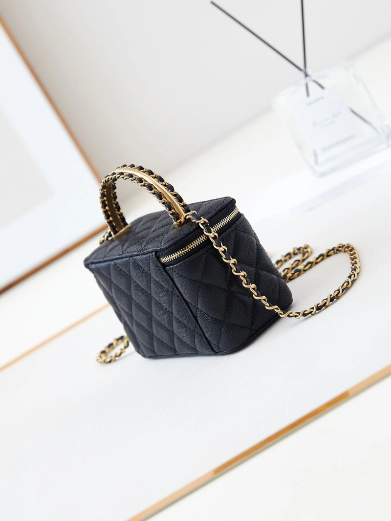 Ch**el cosmetic bags 4017-0952