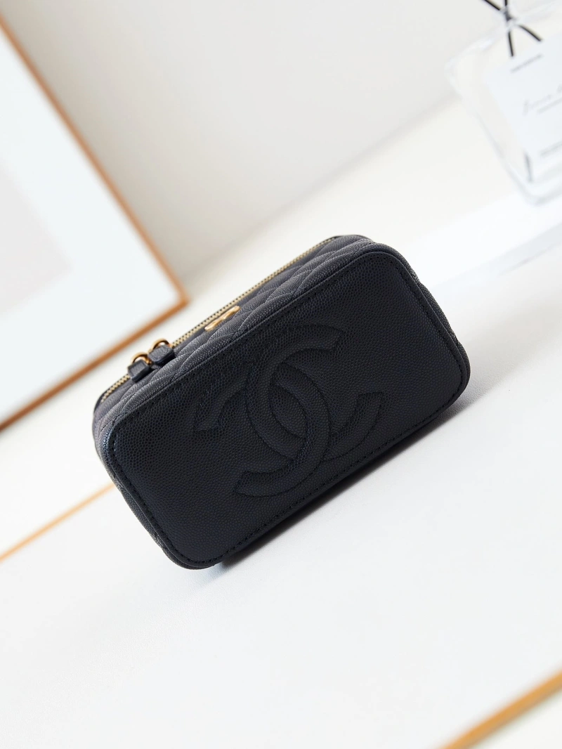 Ch**el cosmetic bags 4017-0952