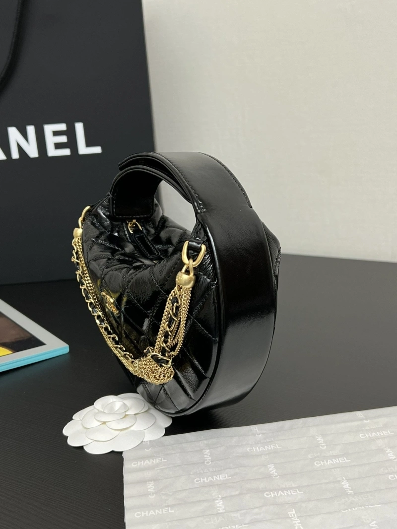 Ch**el round bags 4017-0953