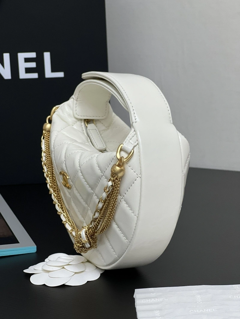 Ch**el round bags 4017-0954