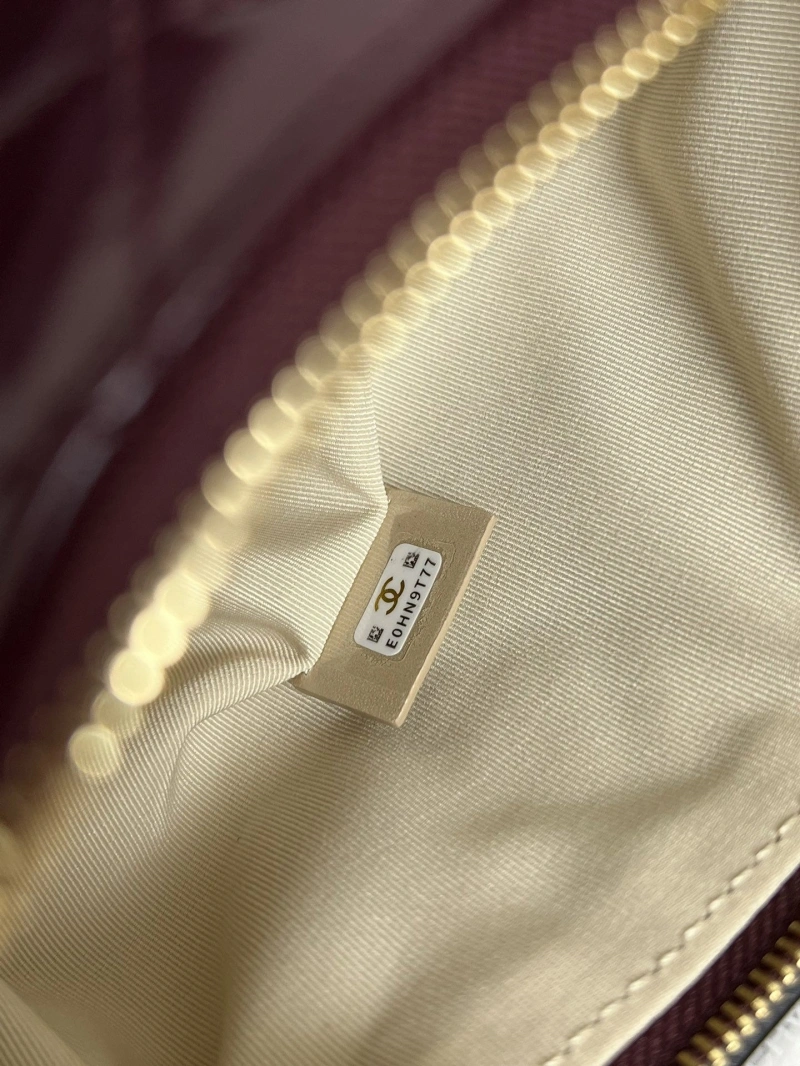 Ch**el round bags 4017-0955