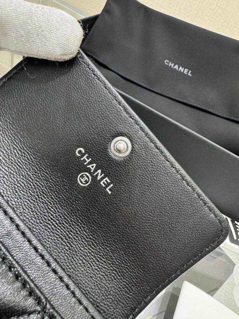Ch**el wallets 4017-0964