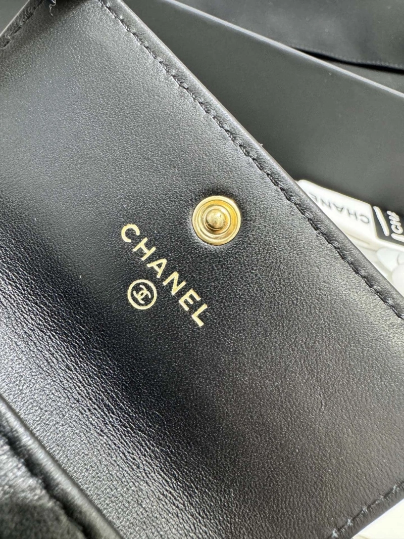Ch**el wallets 4017-0965