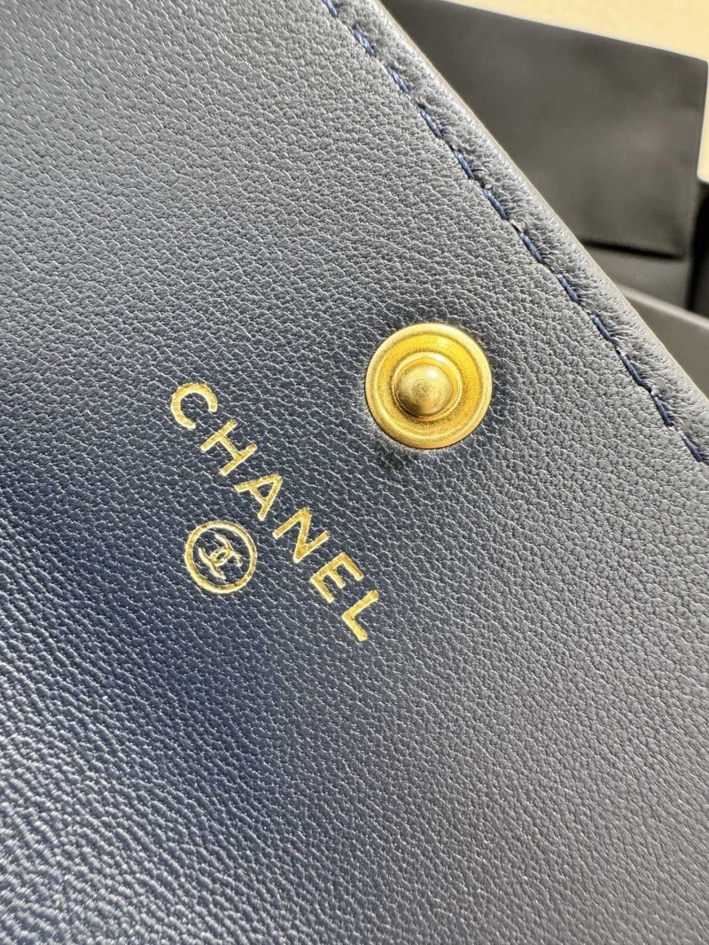 Ch**el wallets 4017-0966