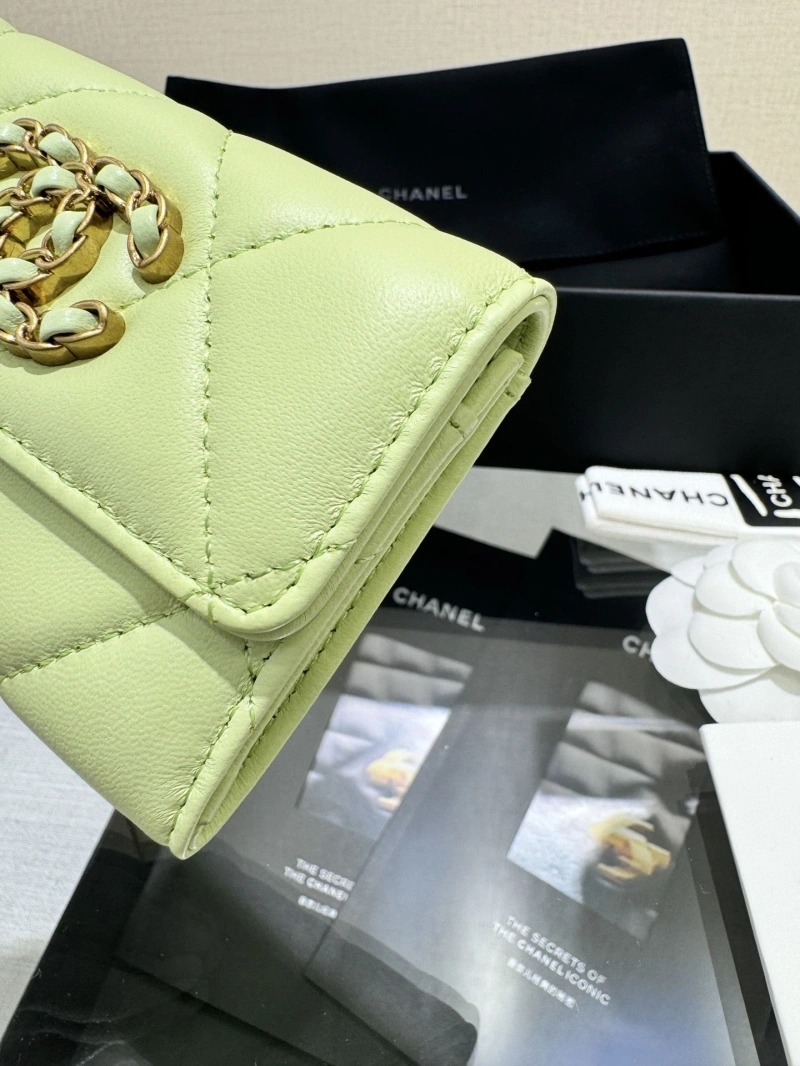 Ch**el wallets 4017-0970