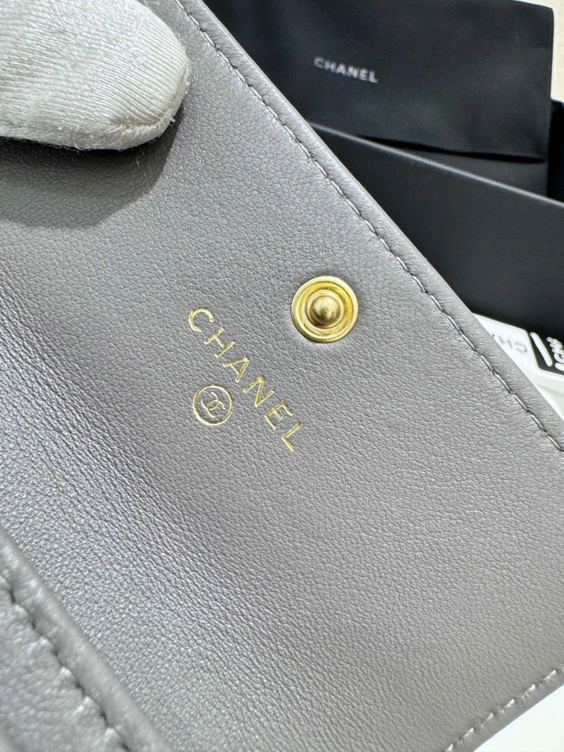Ch**el wallets 4017-0974