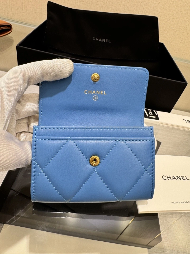 Ch**el wallets 4017-0975
