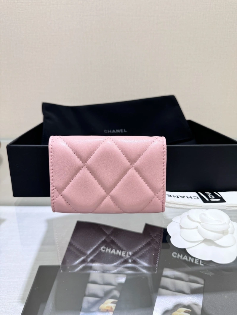 Ch**el wallets 4017-0976