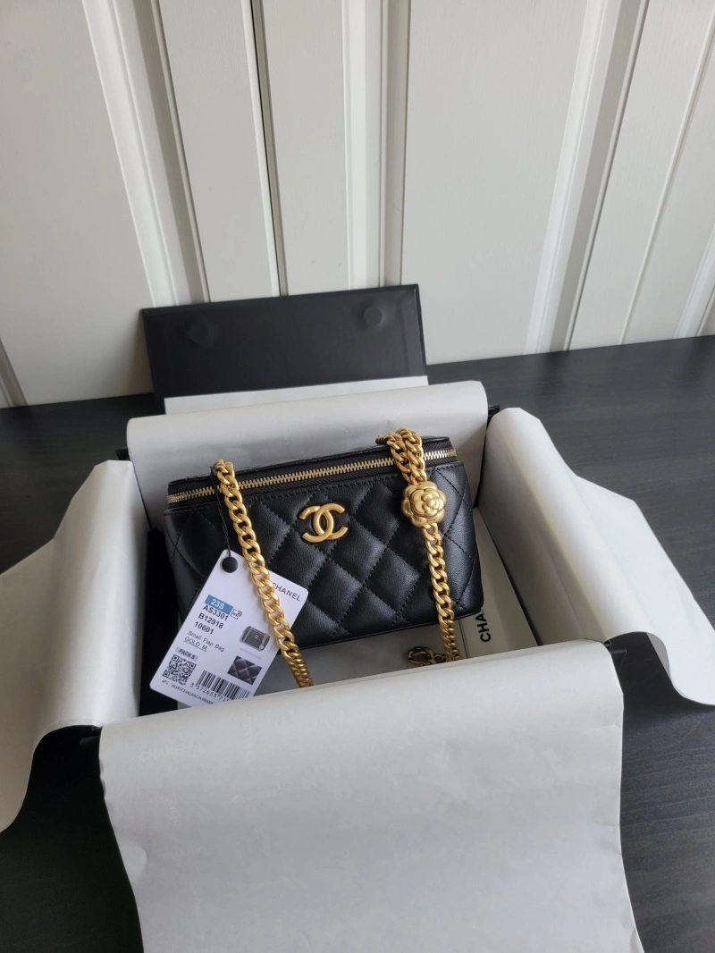 Ch**el cosmetic bags 4017-1047
