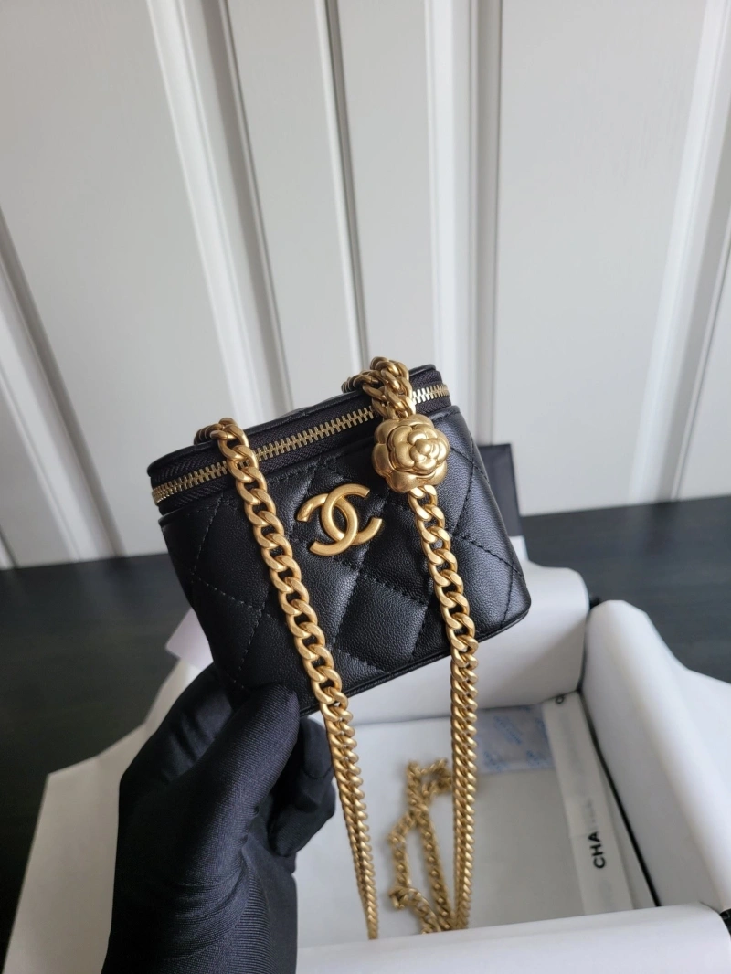 Ch**el cosmetic bags 4017-1048