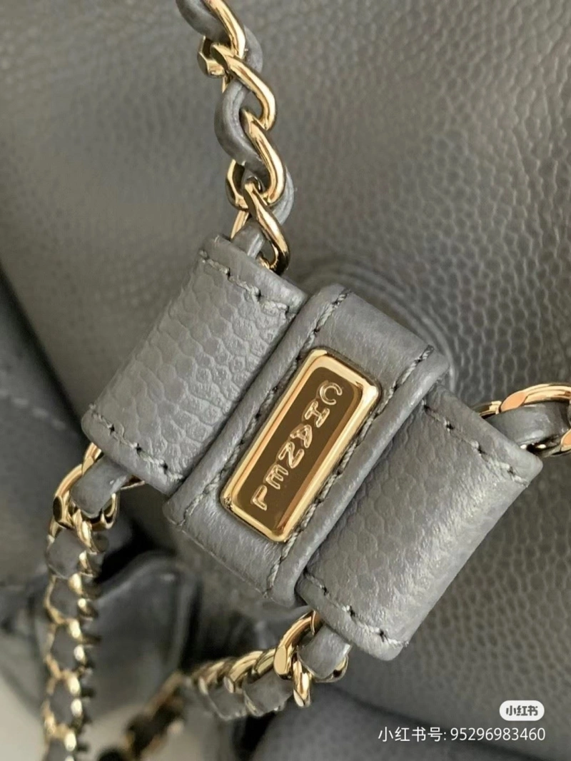 Ch**el backpacks 4017-1054