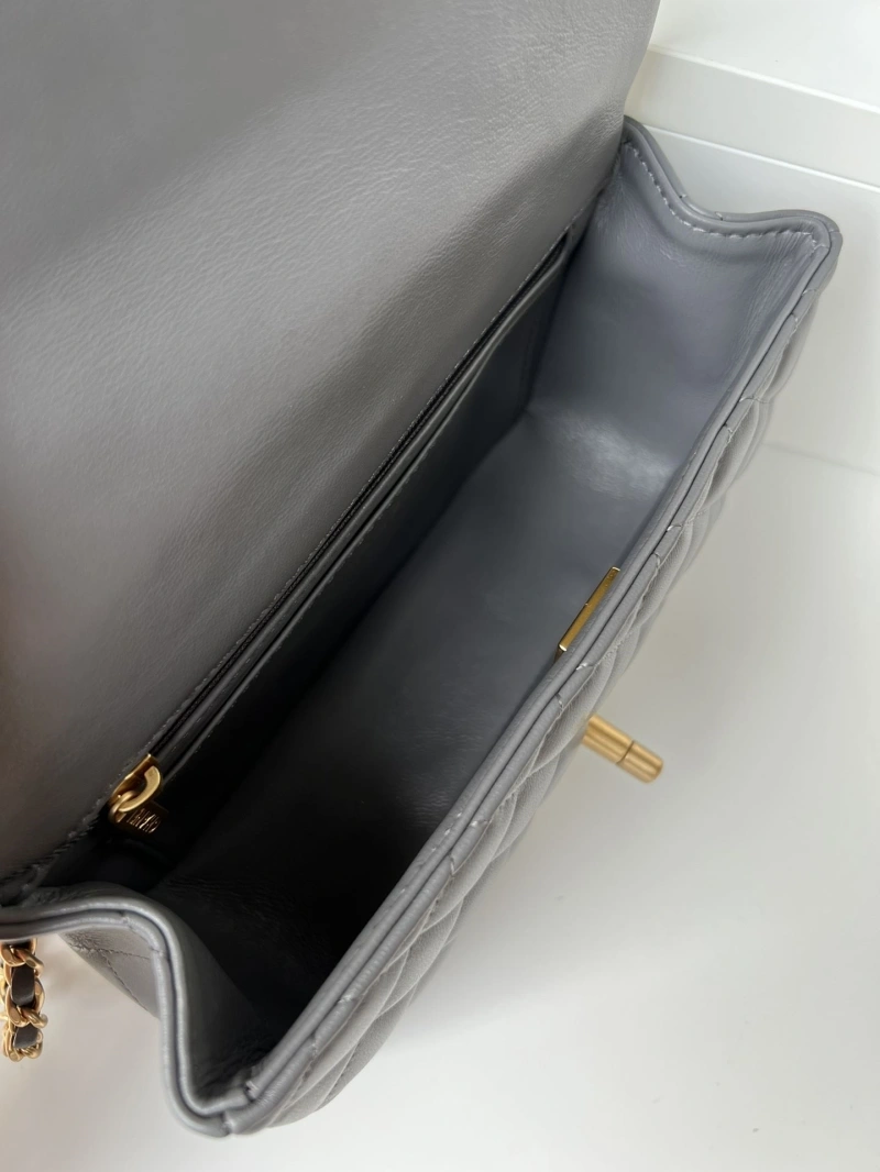 Ch**el cf series bags 4017-1095