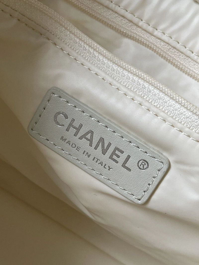 Ch**el travel bags 4017-1124