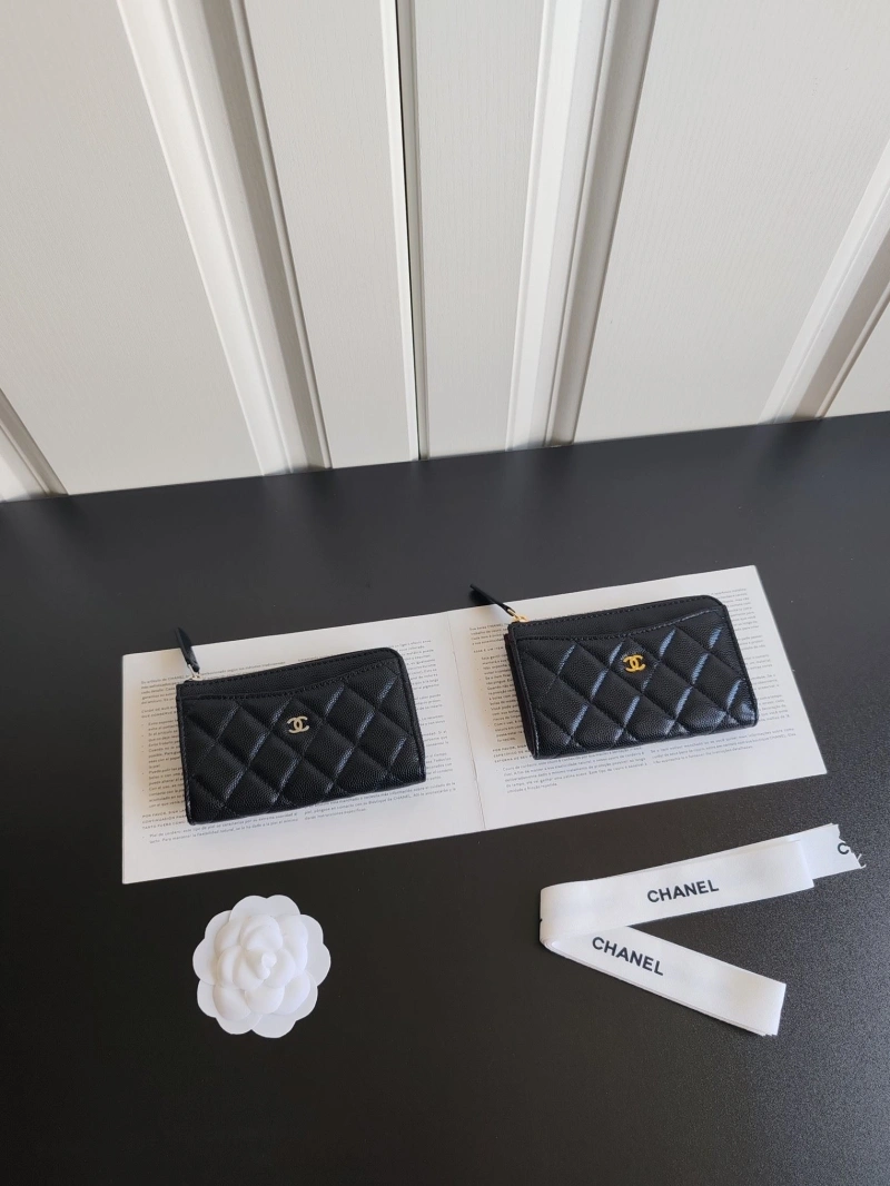 Ch**el wallets 4017-1164
