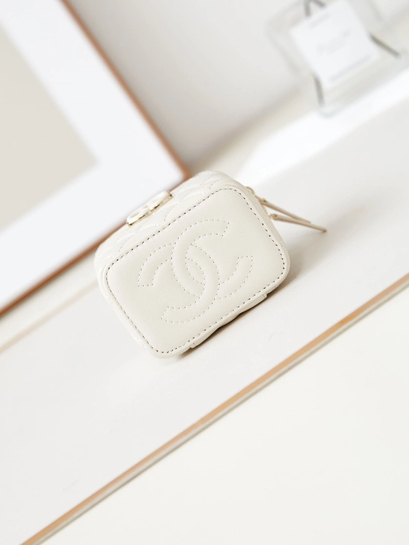 Ch**el cosmetic bags 4017-1198