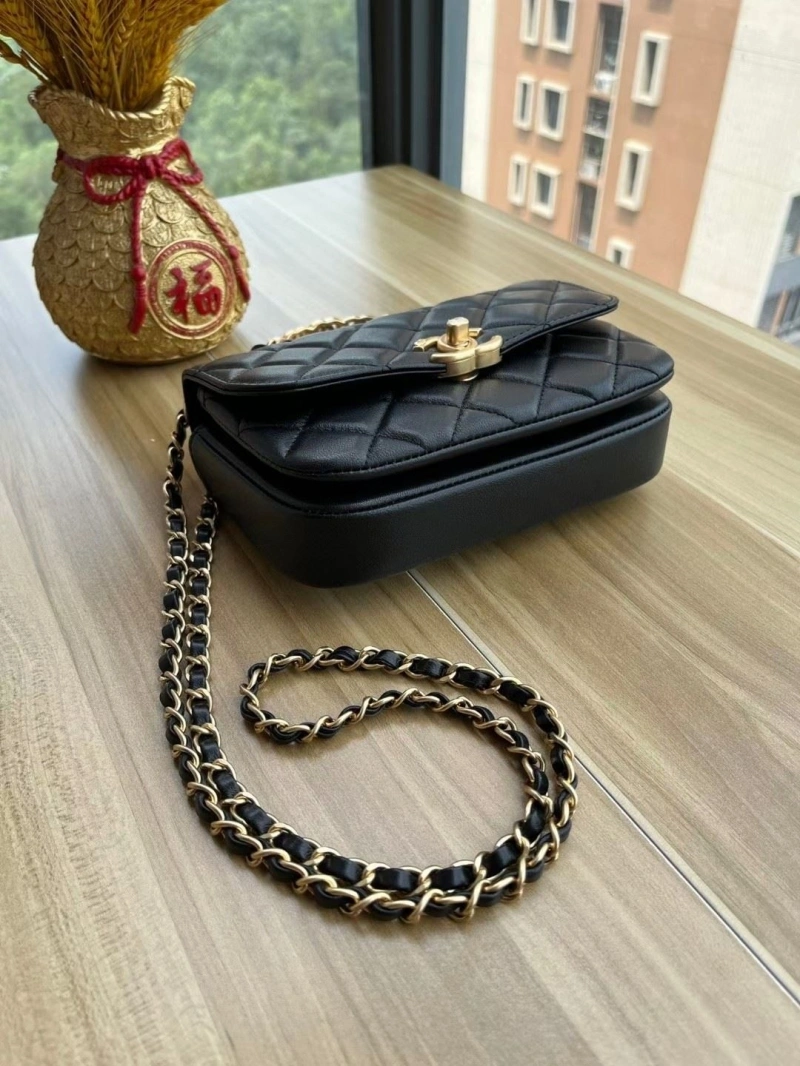 Ch**el woc bags 4017-1230