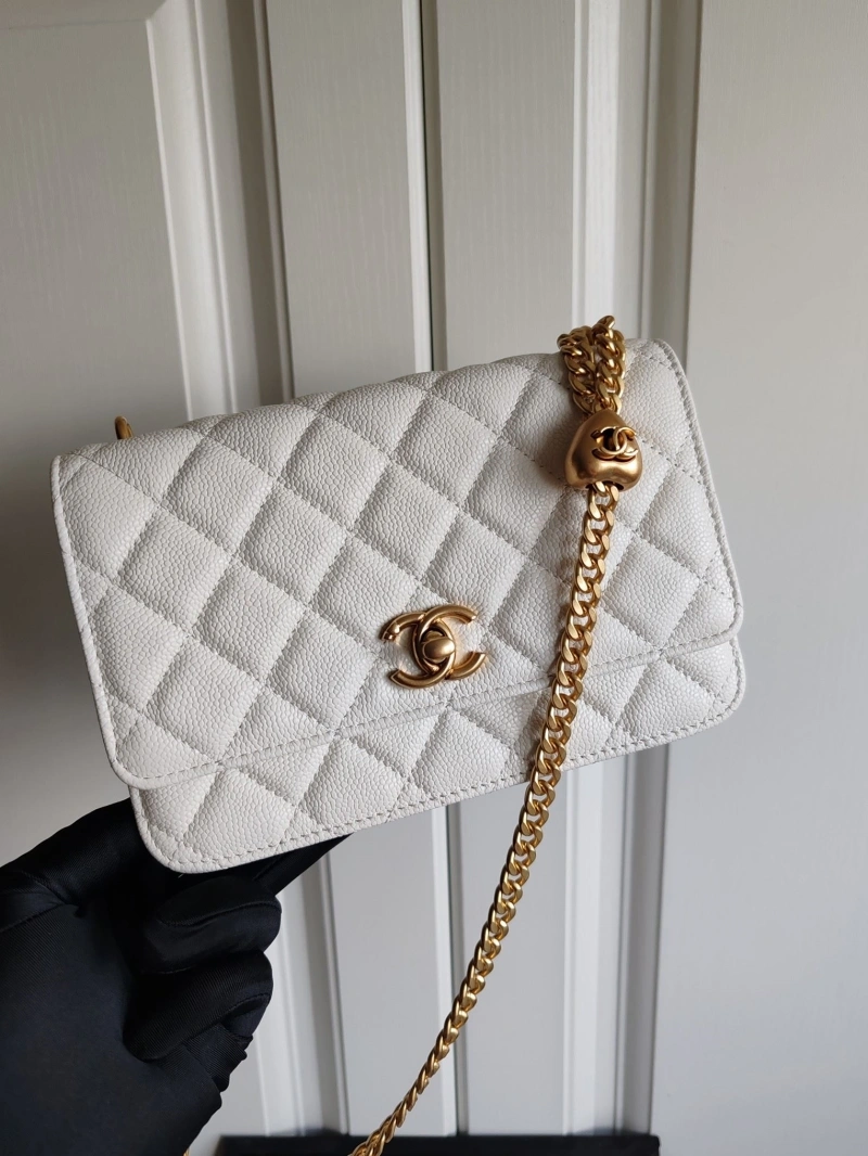 Ch**el woc bags 4017-1298