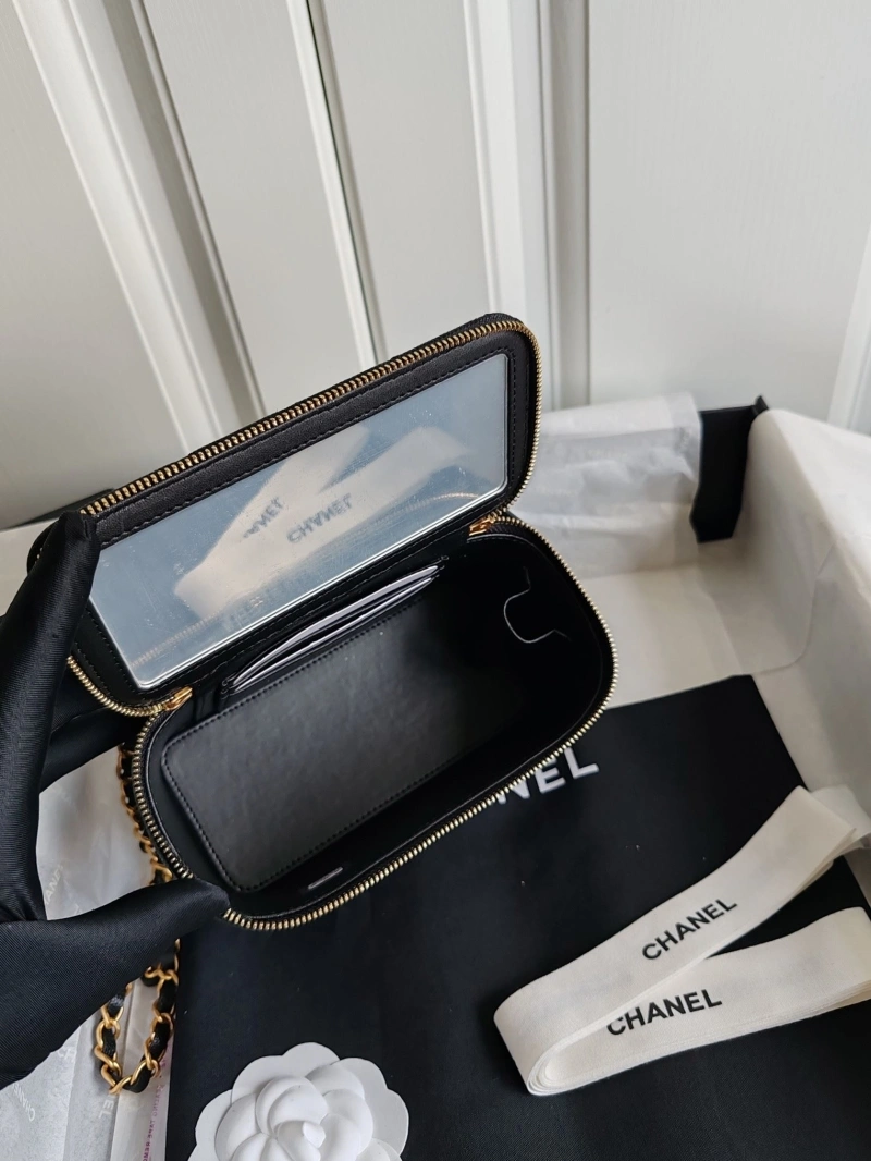 Ch**el cosmetic bags 4017-1305