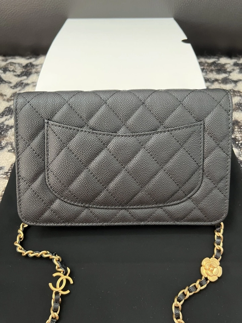 Ch**el woc bags 4017-1332