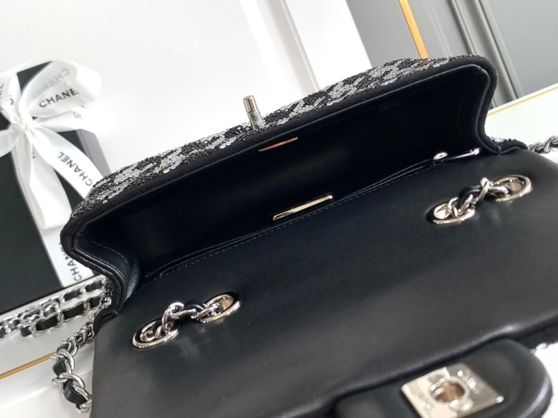 Ch**el cf series bags 4017-1353