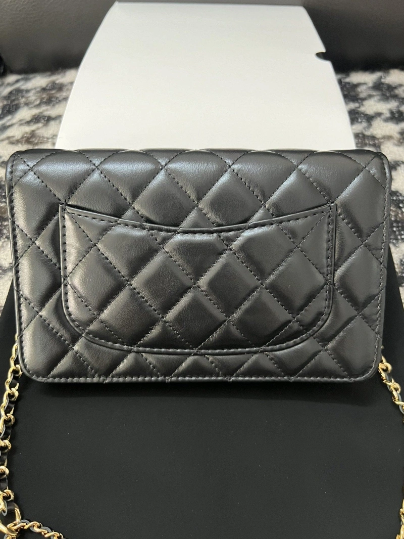 Ch**el woc bags 4017-1381