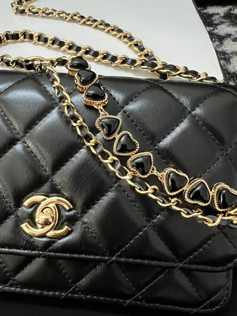 Ch**el woc bags 4017-1381