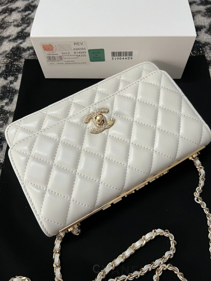 Ch**el woc bags 4017-1382
