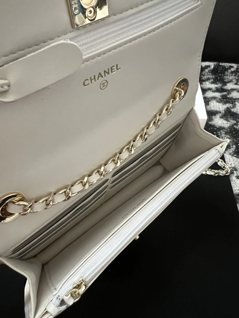 Ch**el woc bags 4017-1382