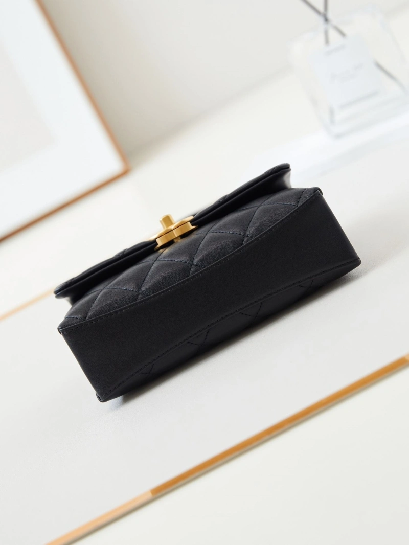 Ch**el woc bags 4017-1564