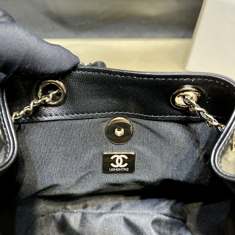 Ch**el backpacks 4017-1622