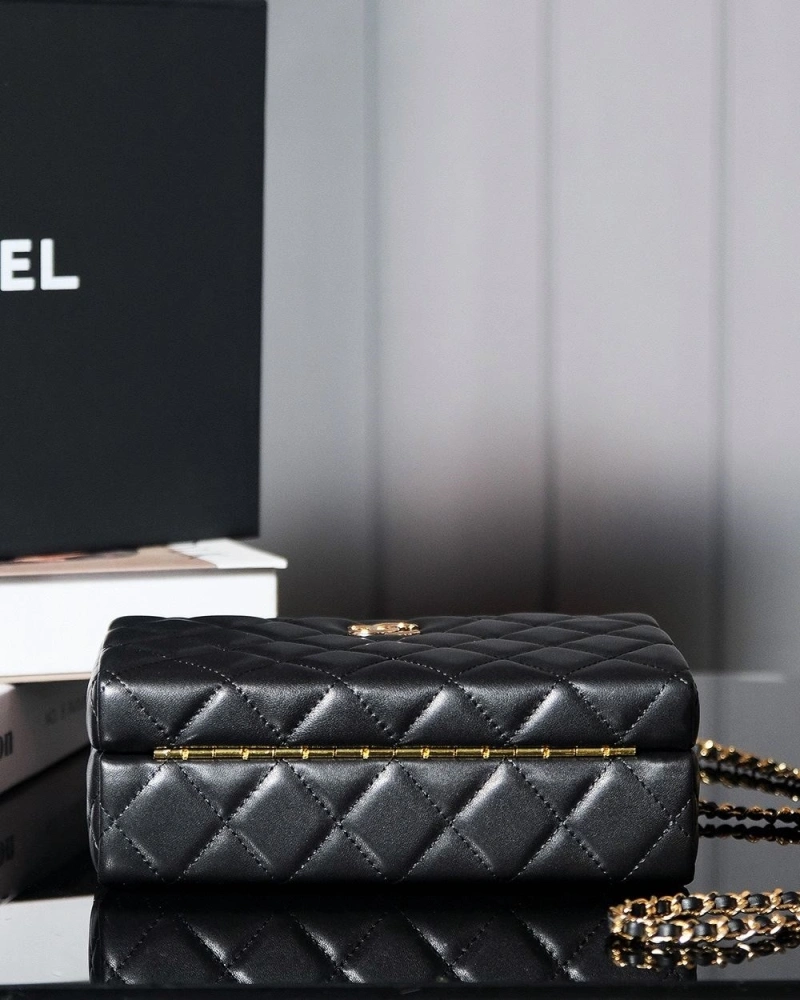 Ch**el cosmetic bags 4017-1651