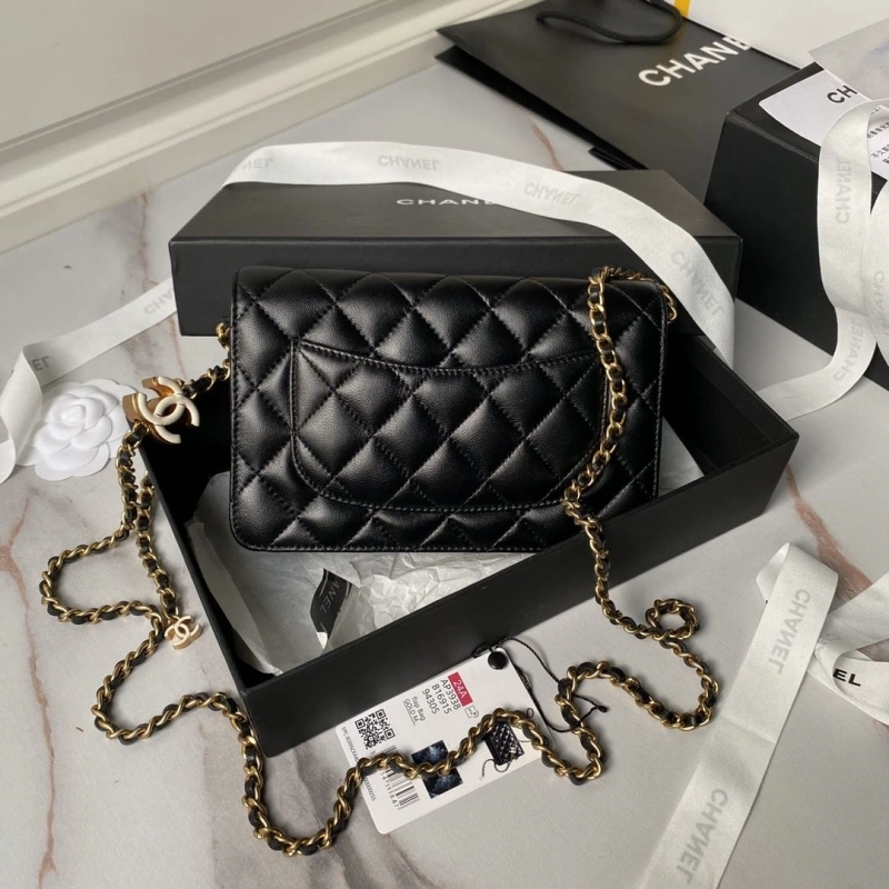Ch**el woc bags 4017-1656