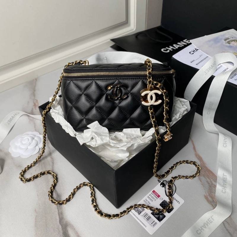 Ch**el cosmetic bags 4017-1658