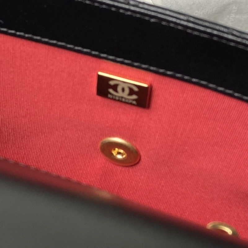 Ch**el 19 bags 4017-1690