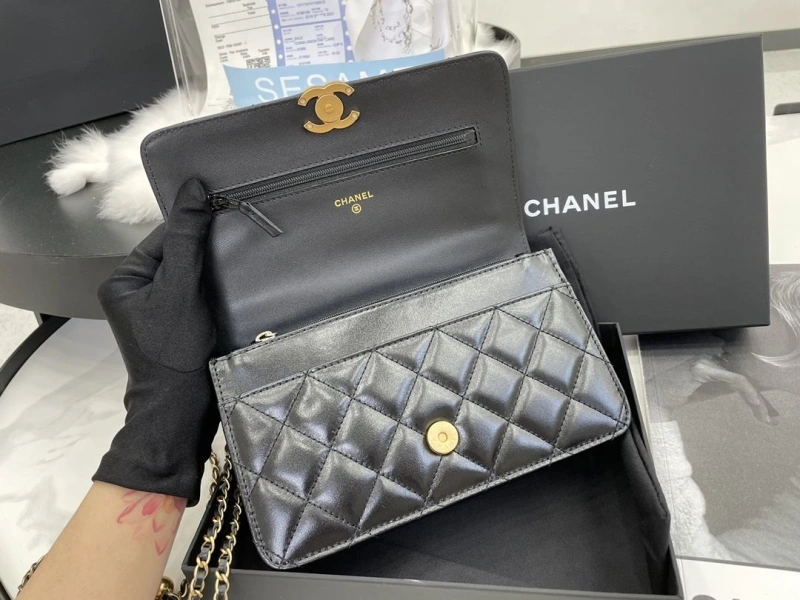 Ch**el woc bags 4017-1715