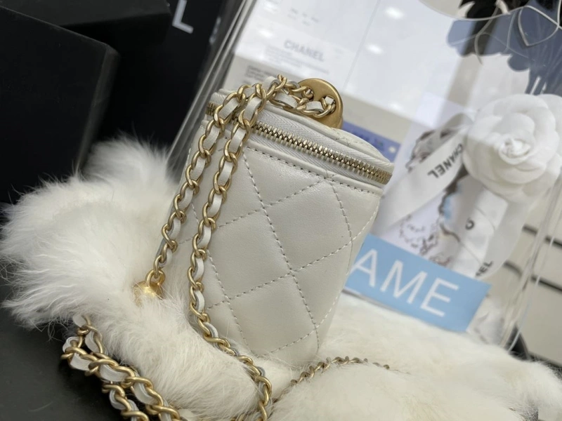 Ch**el cosmetic bags 4017-1718