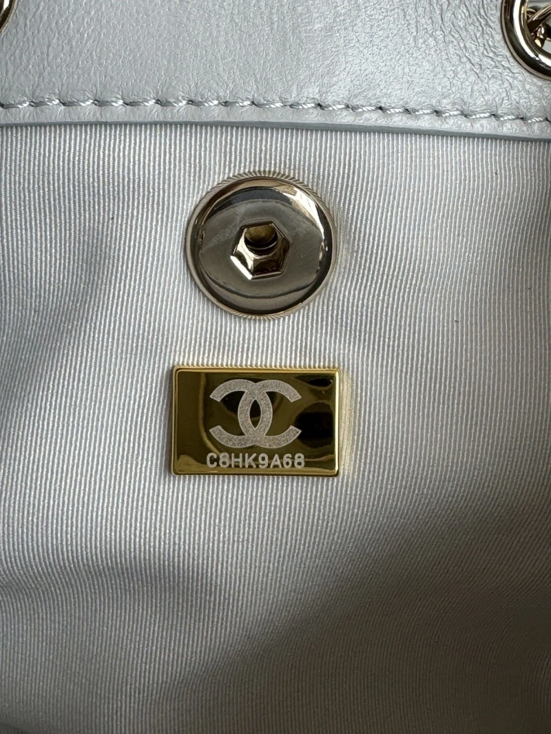 Ch**el backpacks 4017-1764