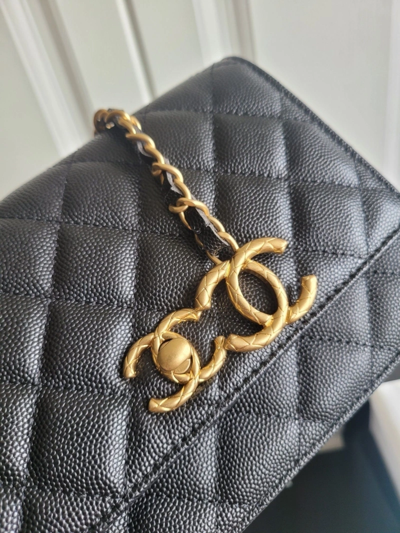 Ch**el woc bags 4017-1830
