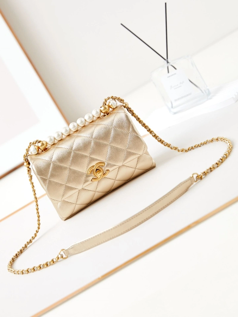Ch**el woc bags 4017-1839