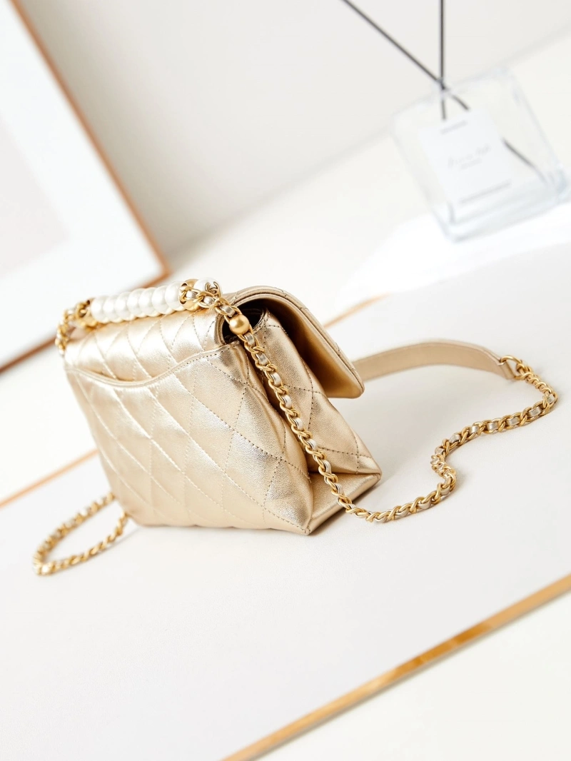 Ch**el woc bags 4017-1839