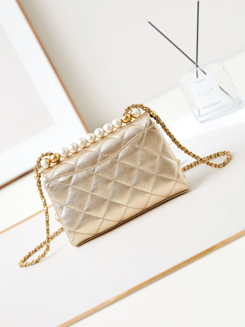 Ch**el woc bags 4017-1839