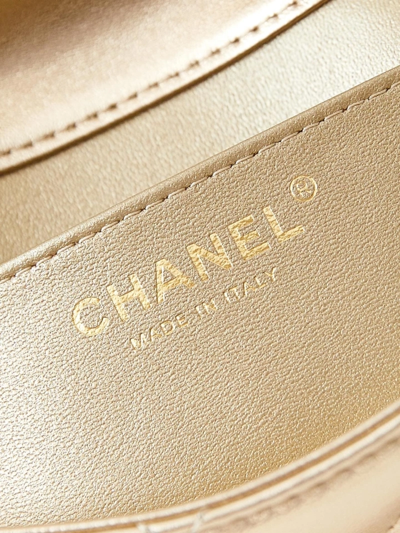 Ch**el woc bags 4017-1839