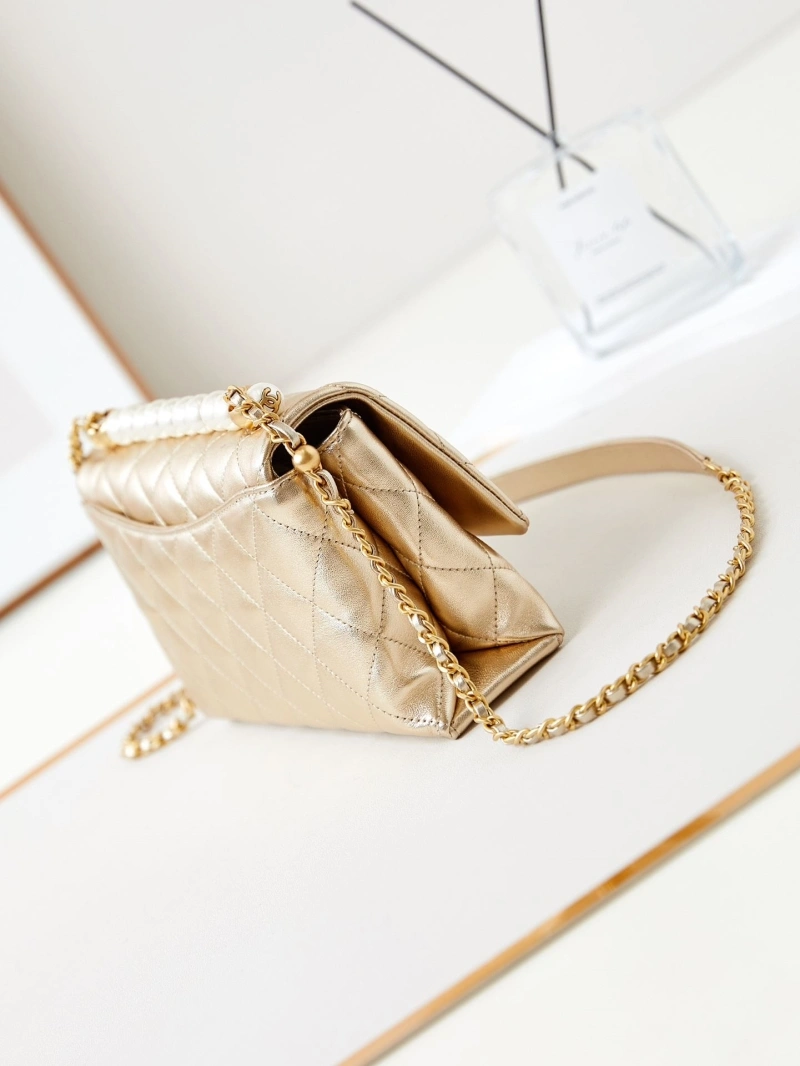 Ch**el woc bags 4017-1840